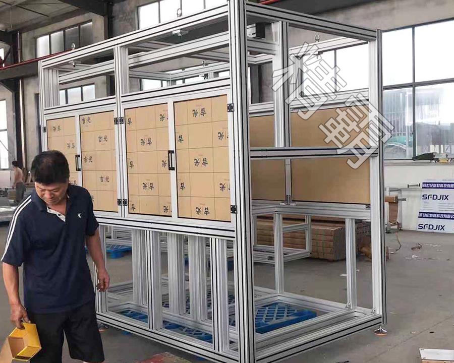 機器人設置框架